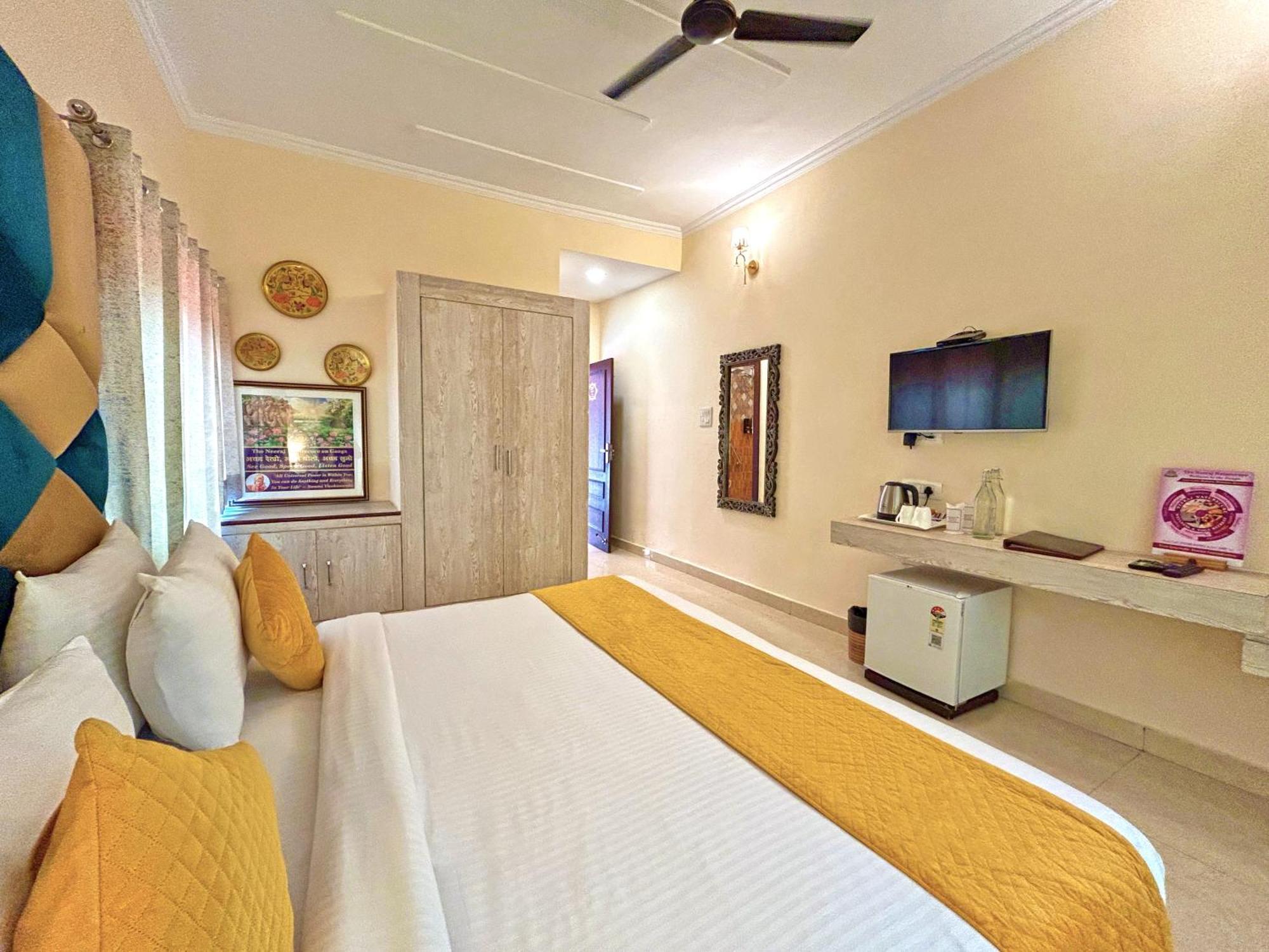The Neeraj Naturecure On Ganga Rishīkesh Exterior foto